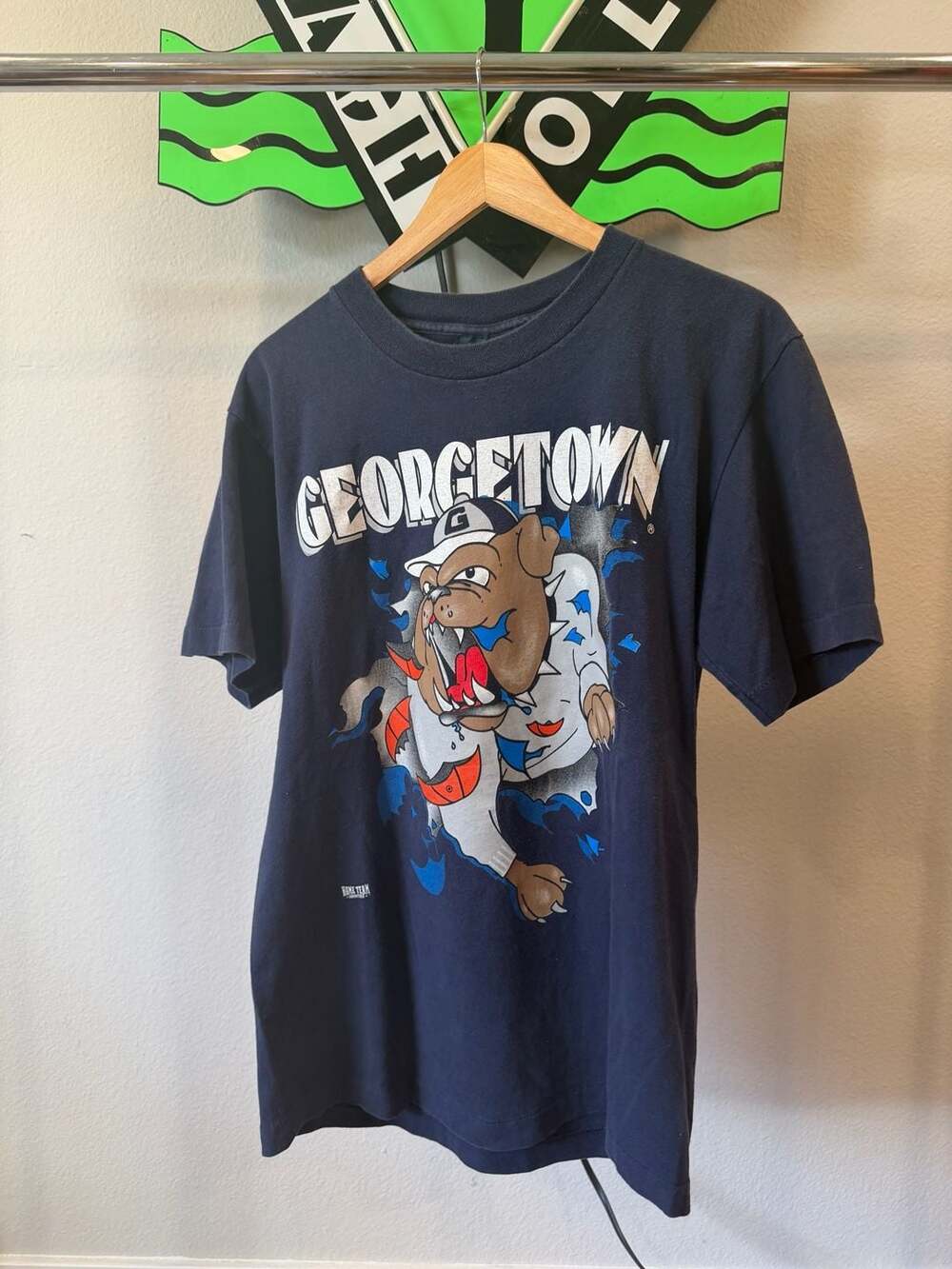Vintage 90s Home Team Advantage Georgetown Hoyas Bulldog Graphic T-Shirt